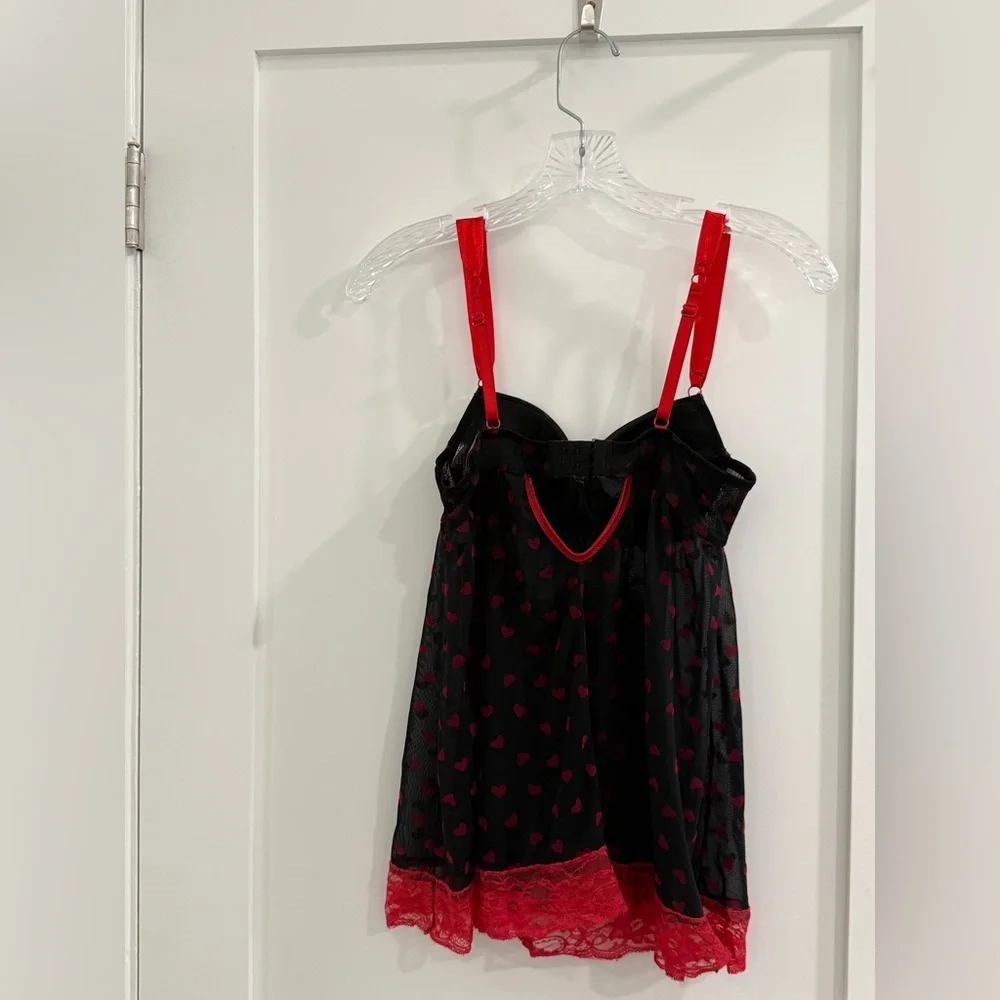 Per Lei black + red mesh babydoll lingerie top w/ lace and flocked hearts